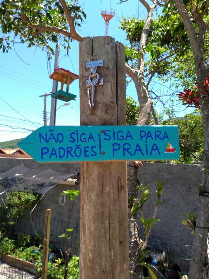 Chale Praia Da Armacao Florianópolis 外观 照片