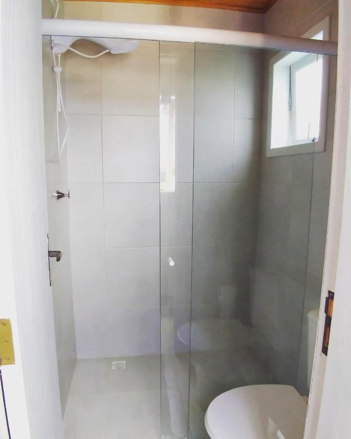 Chale Praia Da Armacao Florianópolis 外观 照片